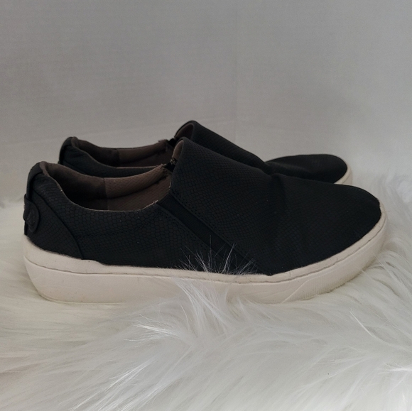 Dr Scholl's Women Black Slip-On Sneakers, Size 6.5 - Picture 3 of 7
